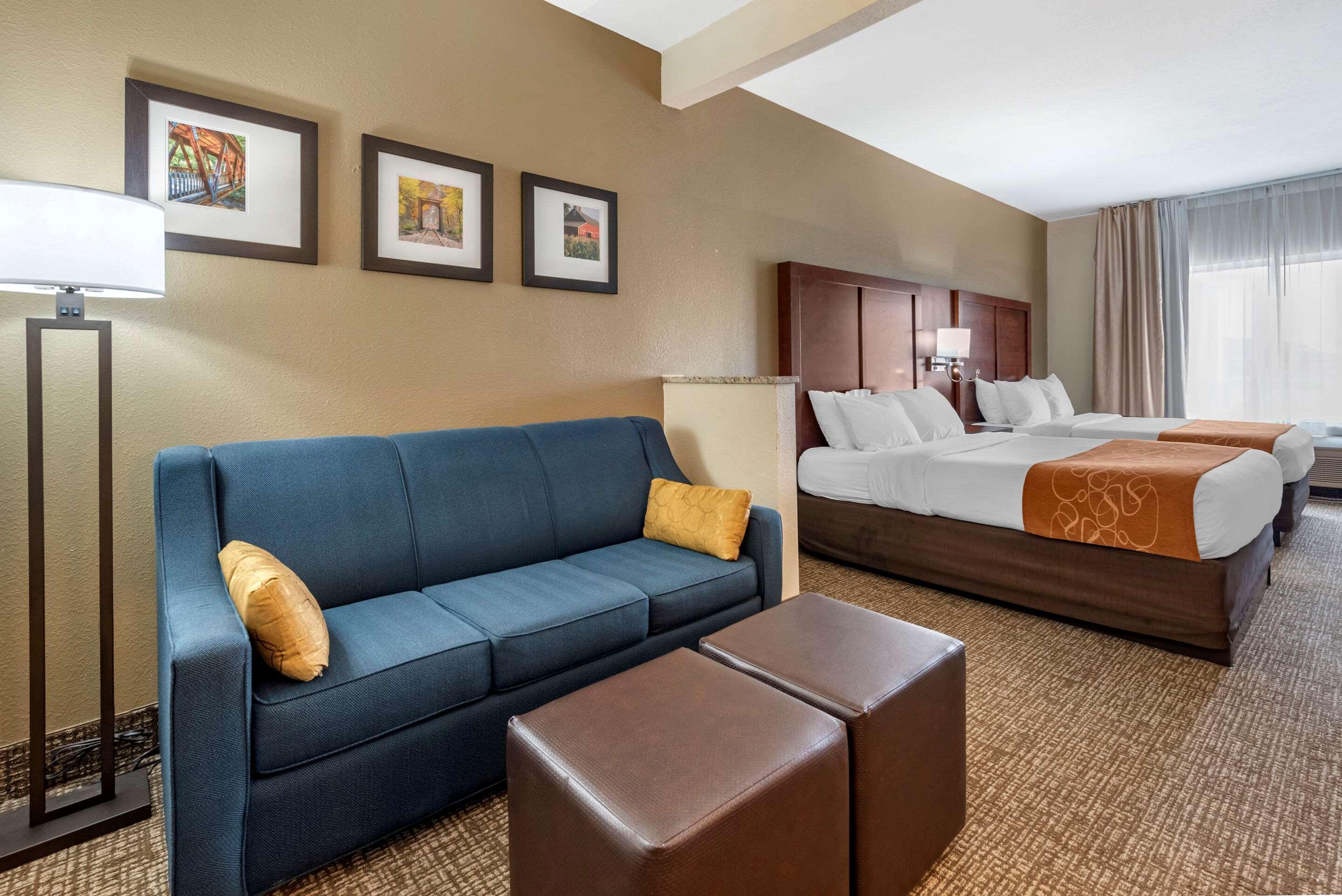 Comfort Suites Auburn Near I-69 Экстерьер фото